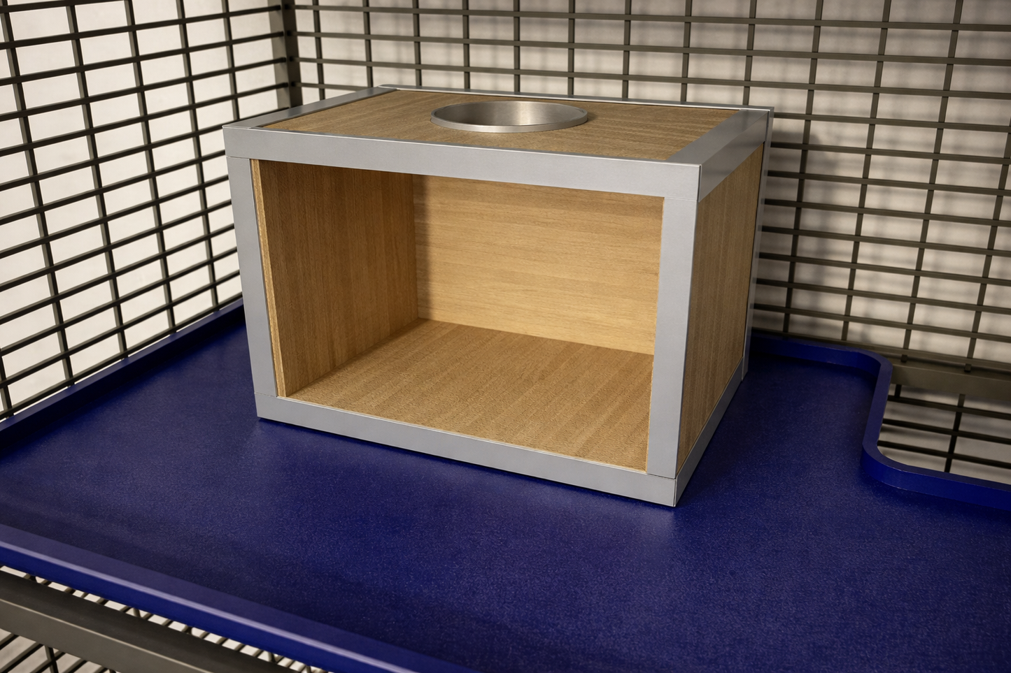 Waterproof Wooden House with Aluminum Edges for Rodents