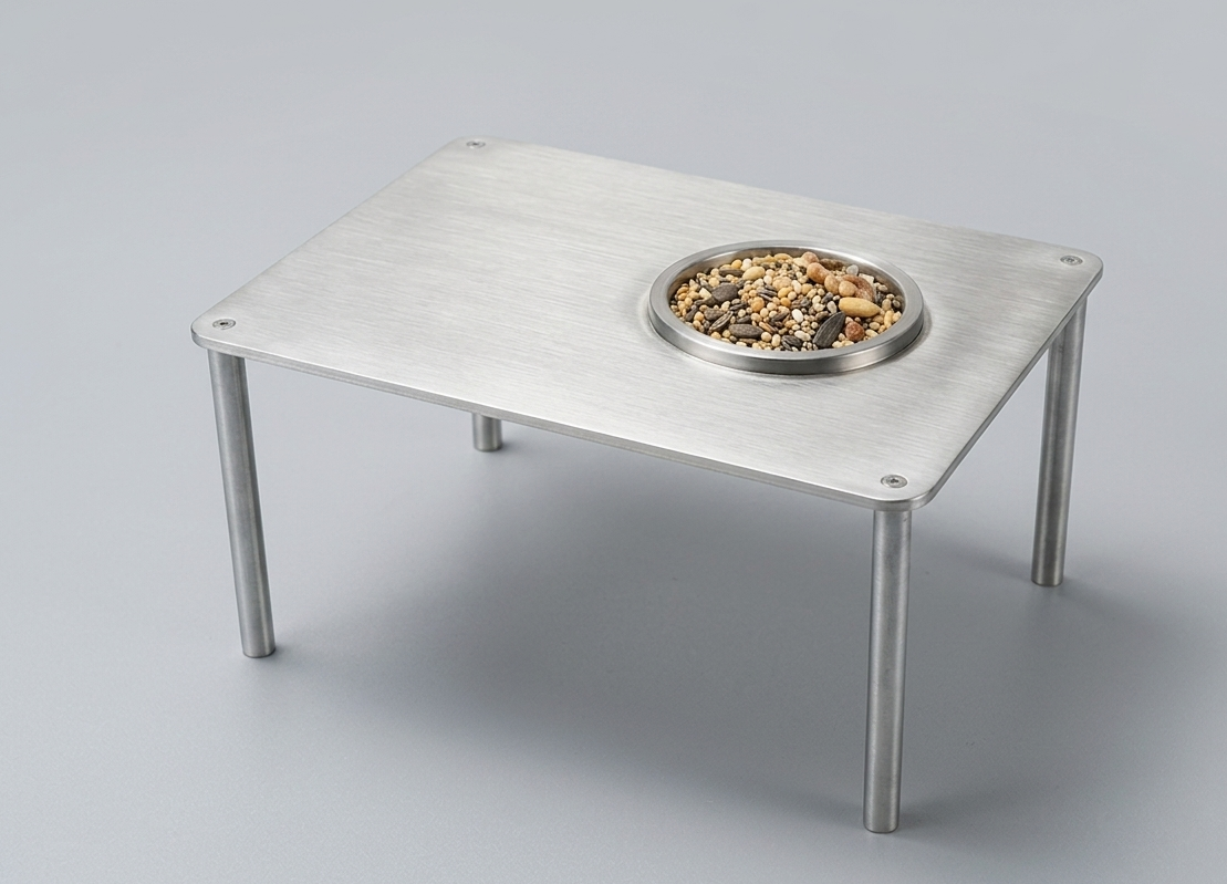 Aluminum Table for Hamsters and Mice – Raised Base with Bowl Holder